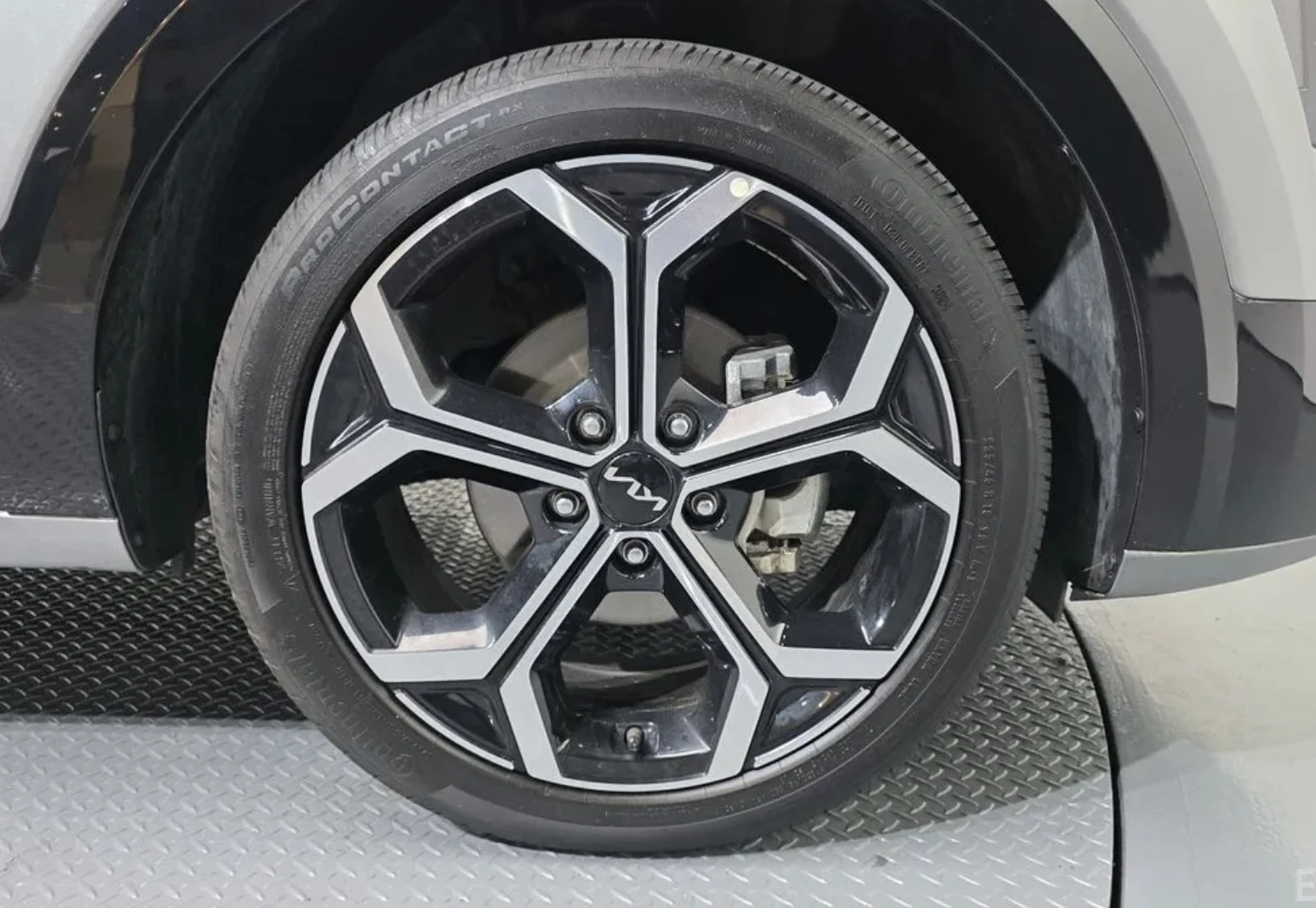 Kia Niro TRENDY* ПОДГРЕВ* ОБДУХВАНЕ* НАВИ* КАМЕРА* HUD* , снимка 5 - Автомобили и джипове - 54116192