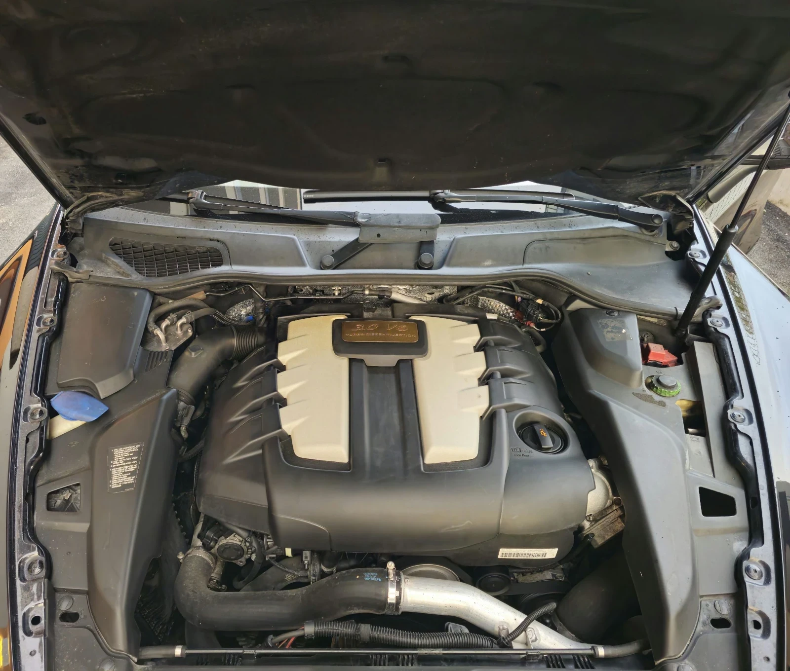 Porsche Cayenne Distronic, подгрев, обдухване, Bose, снимка 17 - Автомобили и джипове - 54359219