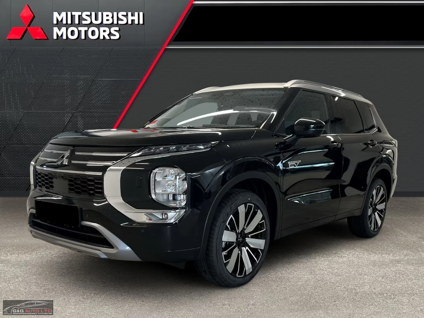 Mitsubishi Outlander 2.4PHEV/306HP/TOP LUXURY/PANO/360/HUD/YAMAHA/203h