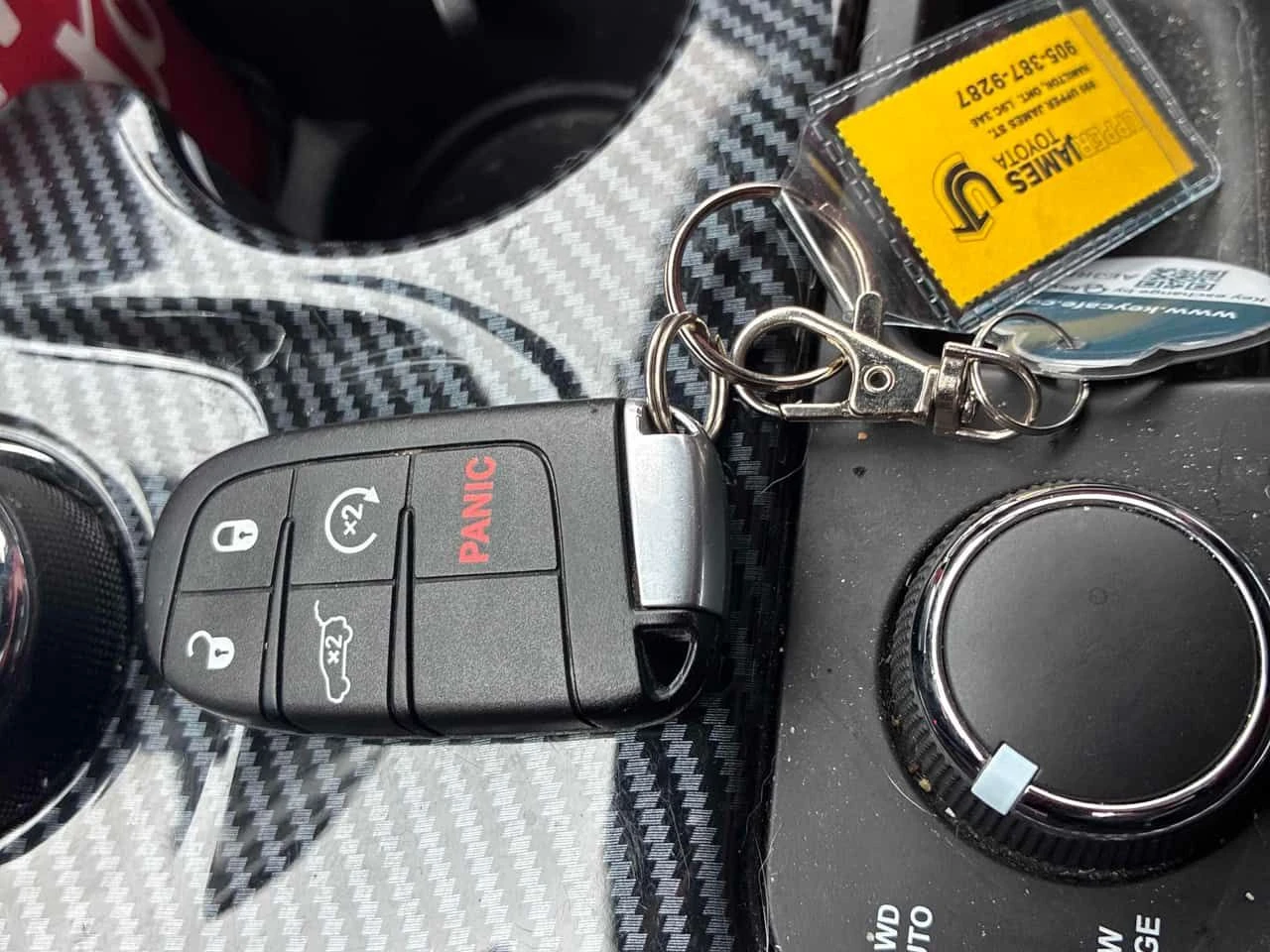 Dodge Durango * AWD 4dr R/T * PANO* KEYLESS* ПОДГРЕВ* , снимка 15 - Автомобили и джипове - 54525904