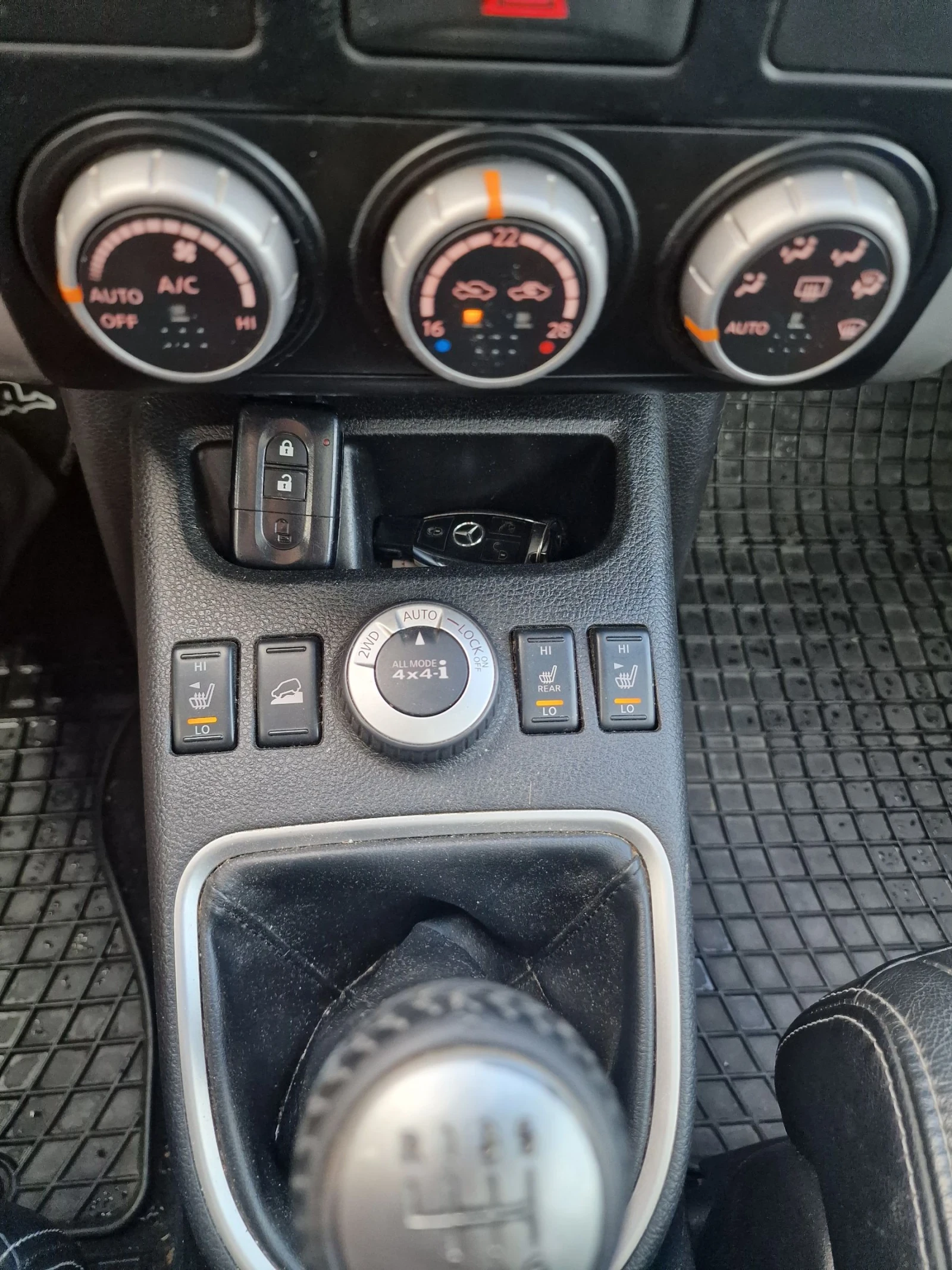 Nissan X-trail Кожа, панорама, теглич, 4Хподгрев, 4х4, ел.седалки, снимка 11 - Автомобили и джипове - 54658111