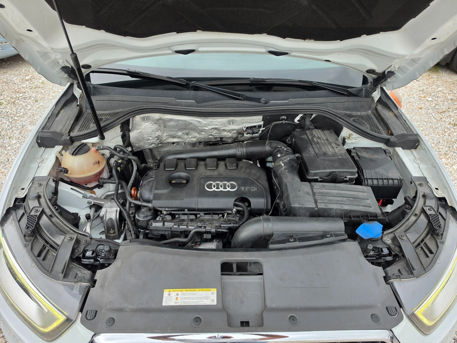 Audi Q3 2.0TFSI / S LINE/, снимка 16 - Автомобили и джипове - 54776849