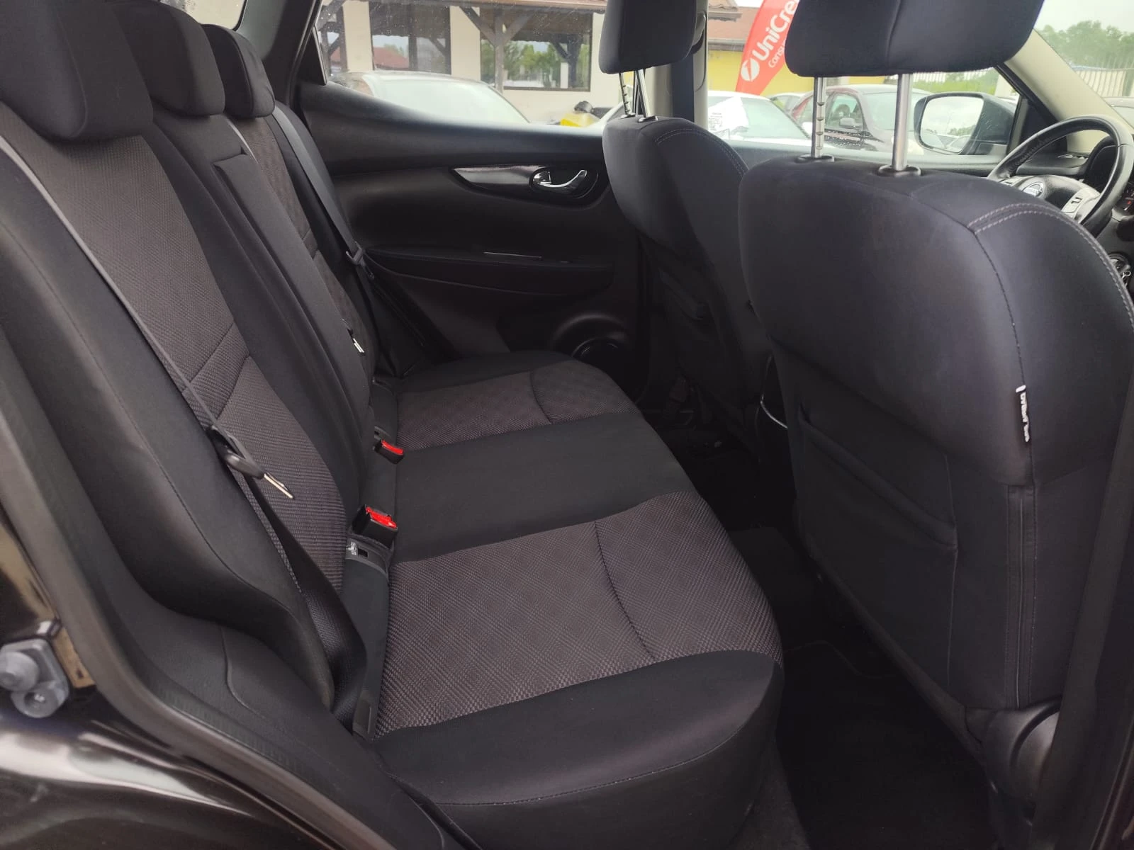 Nissan Qashqai 1.5 дизел Италия, снимка 14 - Автомобили и джипове - 55160972