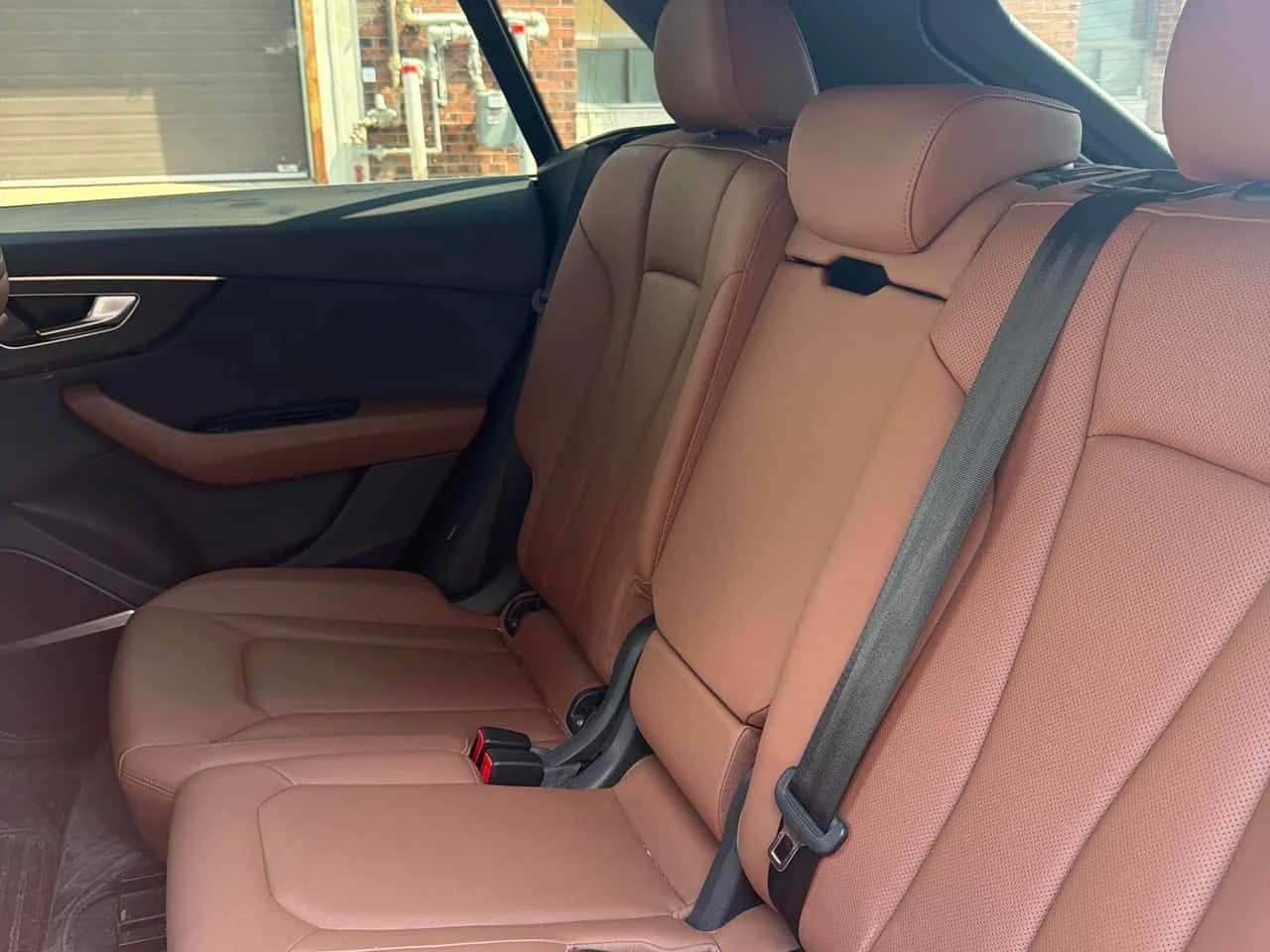 Audi Q8 * Progressiv * CARFAX * ОБДУХВАНЕ * АВТОКРЕДИТ, снимка 11 - Автомобили и джипове - 55213912