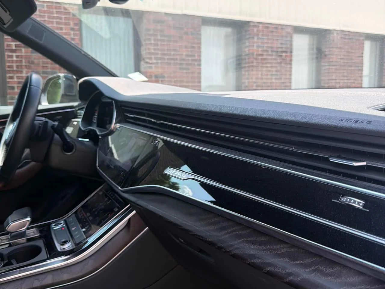 Audi Q8 * Progressiv * CARFAX * ОБДУХВАНЕ * АВТОКРЕДИТ, снимка 15 - Автомобили и джипове - 55213912