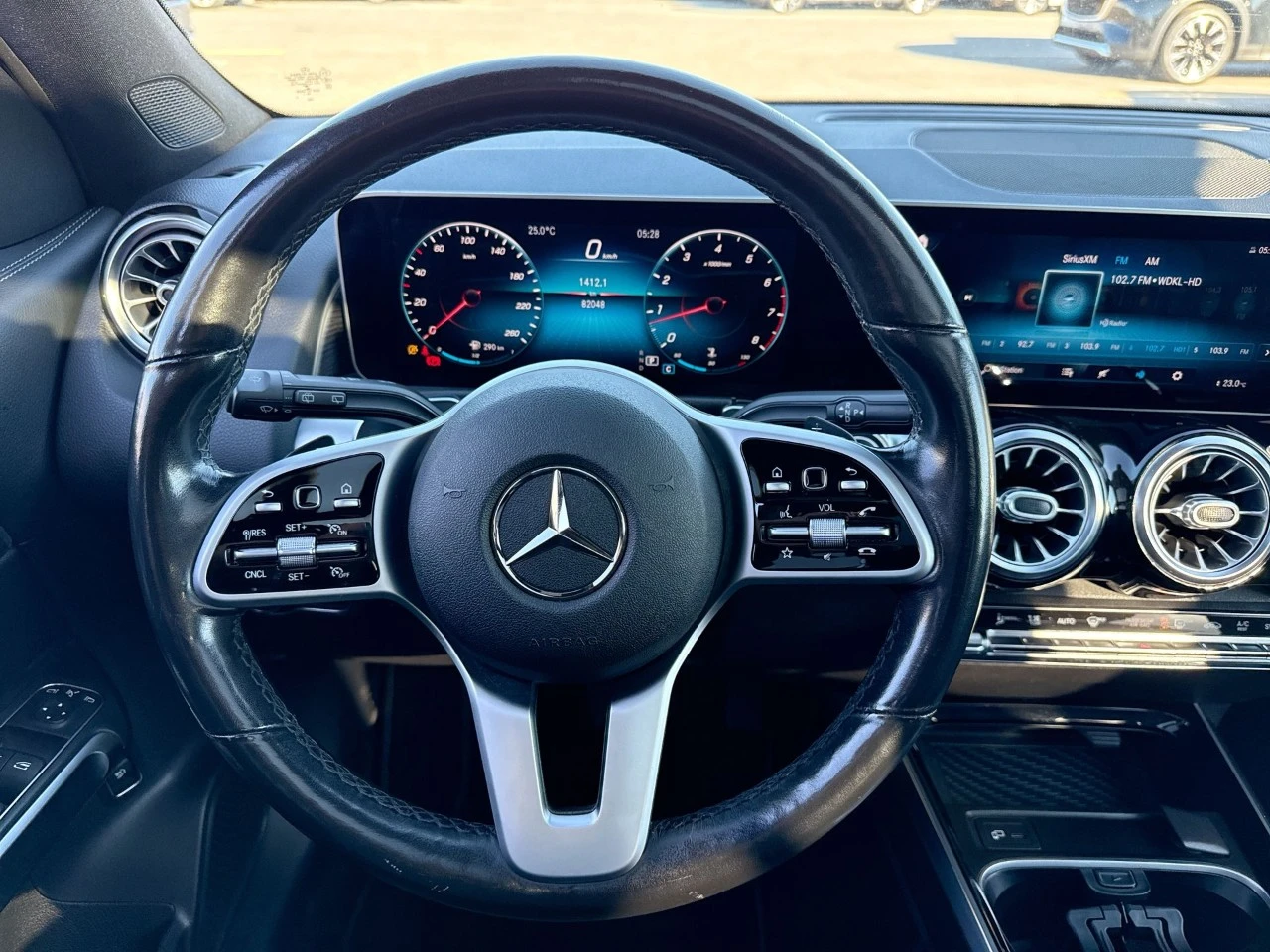 Mercedes-Benz GLB 250 2.0 4MATIC, снимка 8 - Автомобили и джипове - 56103397