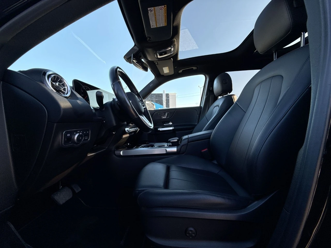 Mercedes-Benz GLB 250 2.0 4MATIC, снимка 7 - Автомобили и джипове - 56103397