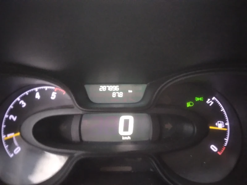 Opel Vivaro 1.6 BiTurbo Start/Stop Euro 5B с надстройка, снимка 7 - Бусове и автобуси - 52665290