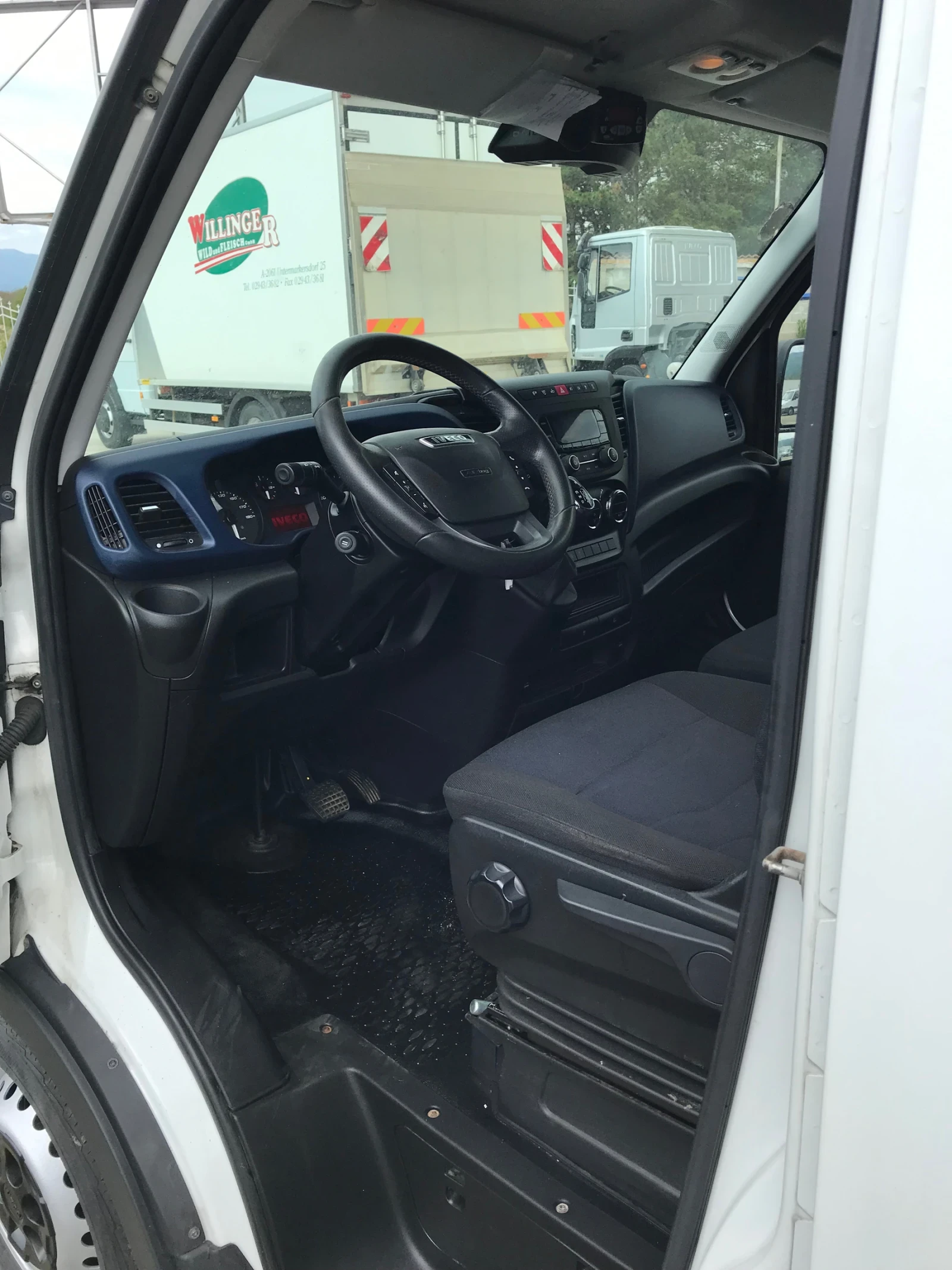 Iveco Daily 35-140 хладилен  - изображение 9