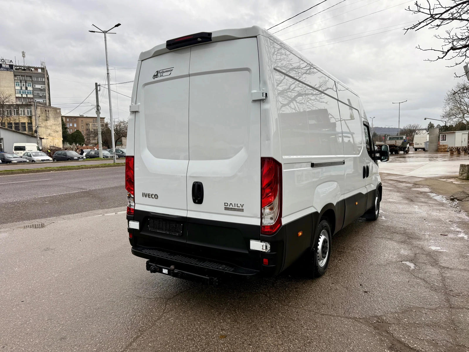 Iveco Daily 35S18 HI MATIC 3.0 D - изображение 5
