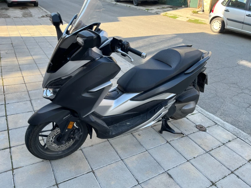 Honda Forza NSS300A