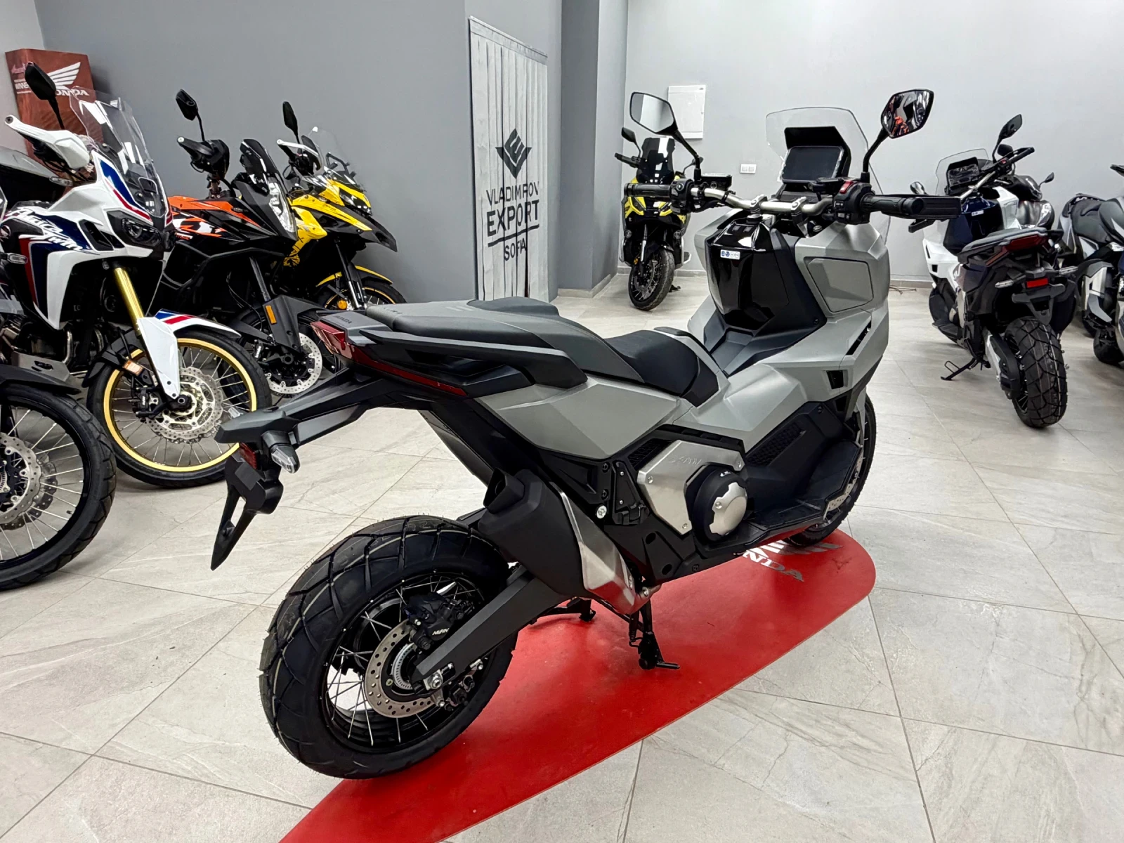 Honda X-ADV 750 Nardo Gray New, снимка 4 - Мотоциклети и мототехника - 50322281