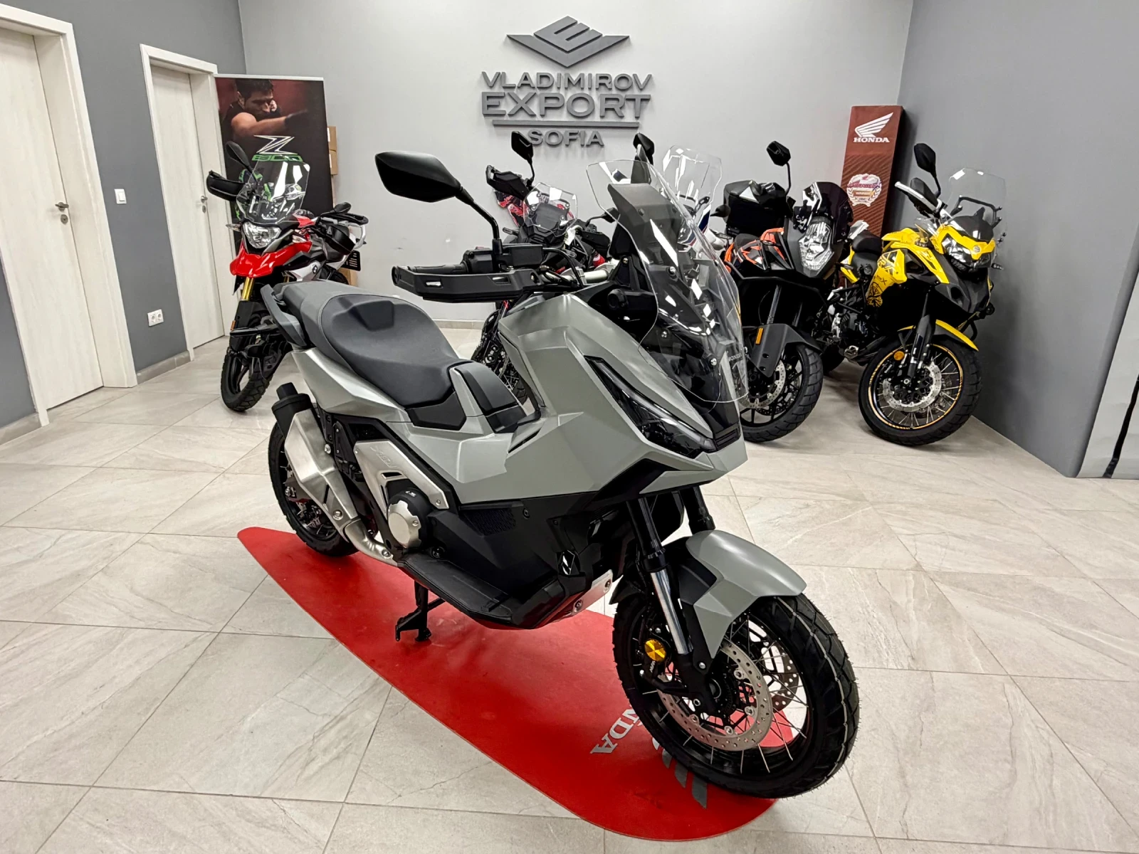 Honda X-ADV 750 Nardo Gray New