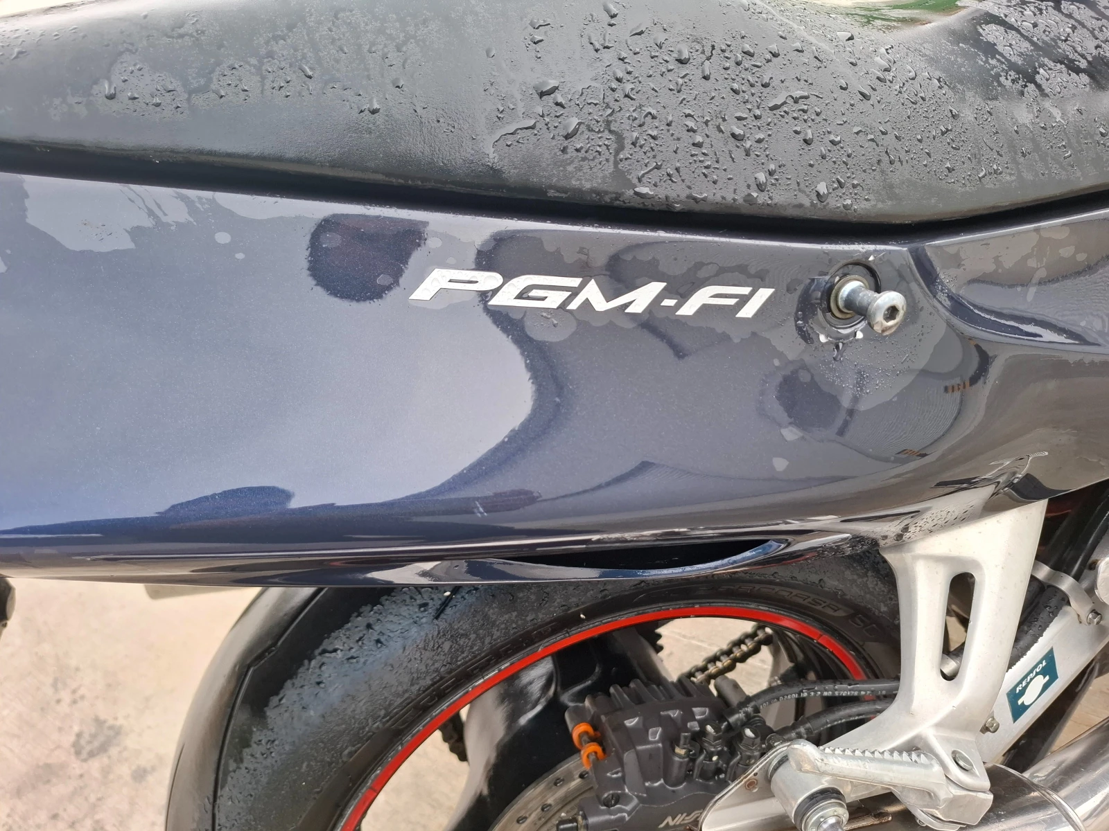 Honda Cbr  Honda Cbr 1100 XX  Blackbird - изображение 10