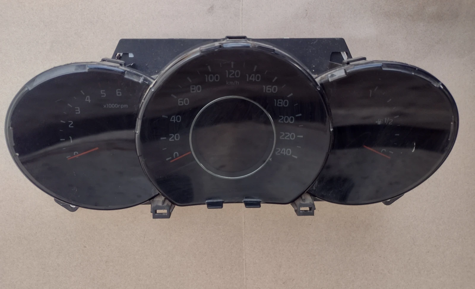 94003-A2323  ���������� KIA CEED II (2012-2018)   94003A2323 | Mobile.bg � ����������� 1