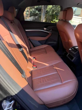 Audi E-Tron PROGRESSIVE * KEYLESS* ПОДГРЕВИ* ПАНОРАМА* DIGITAL, снимка 12