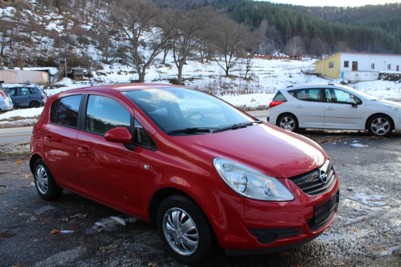 Opel Corsa 1.2I НОВ ВНОС, снимка 12 - Автомобили и джипове - 47403503