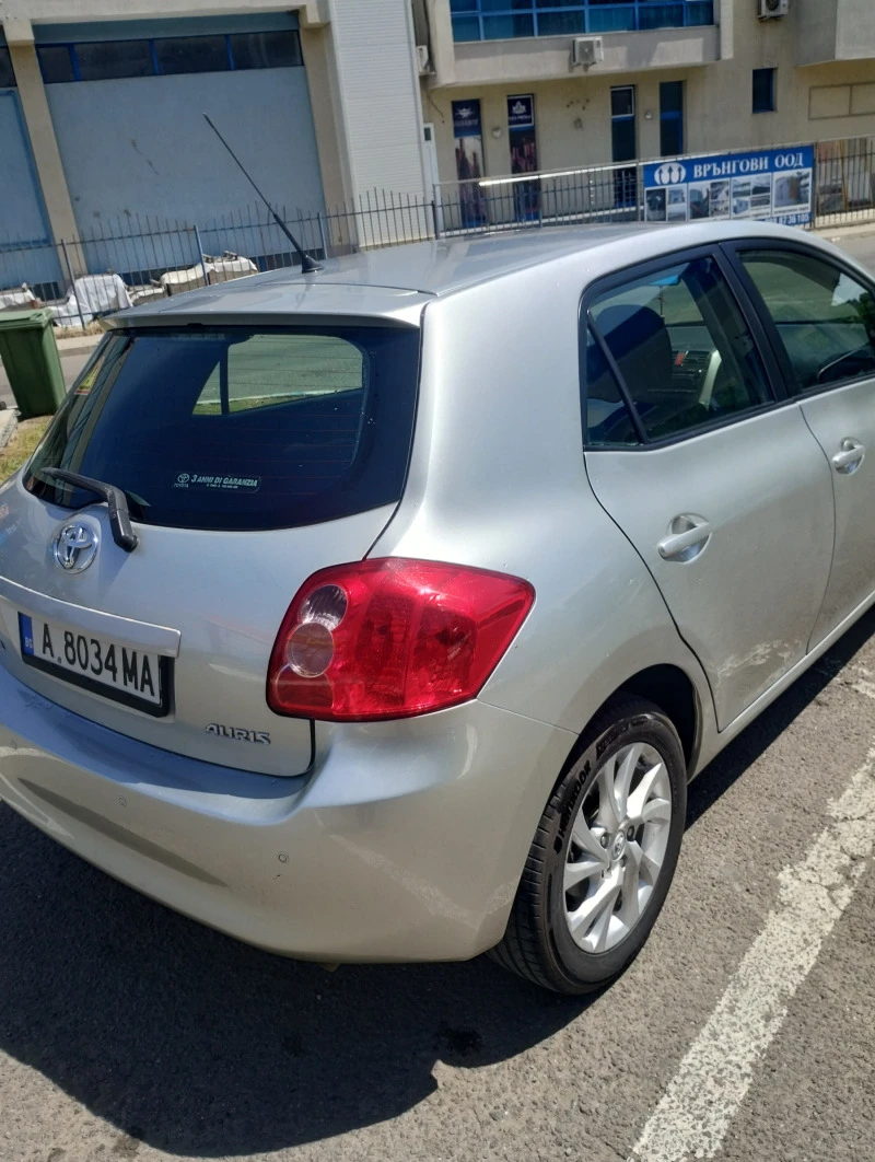 Toyota Auris, снимка 3 - Автомобили и джипове - 47438746