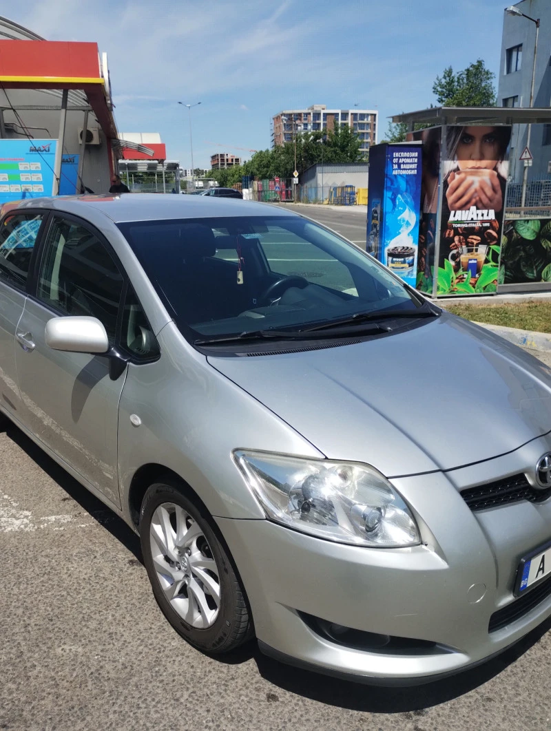 Toyota Auris, снимка 4 - Автомобили и джипове - 47438746