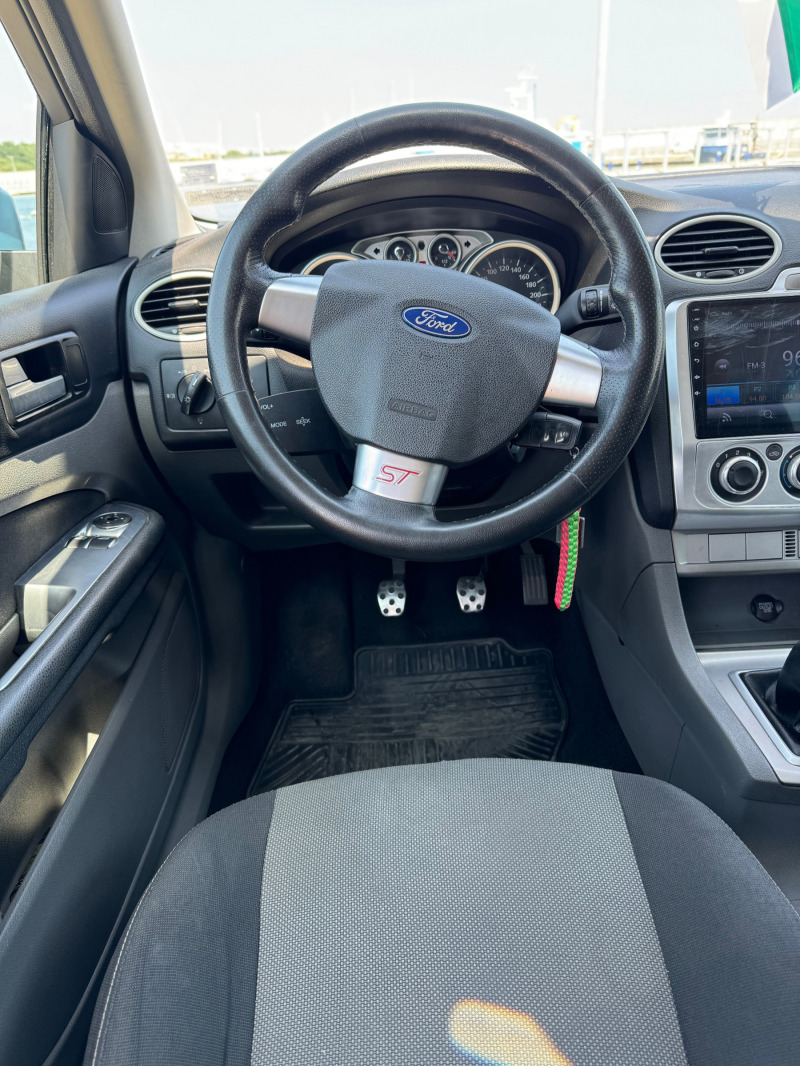 Ford Focus 1.8d ST, снимка 6 - Автомобили и джипове - 46365061
