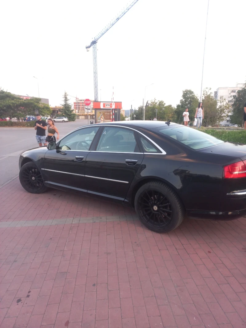 Audi A8 4.2FSI, снимка 3 - Автомобили и джипове - 46927393