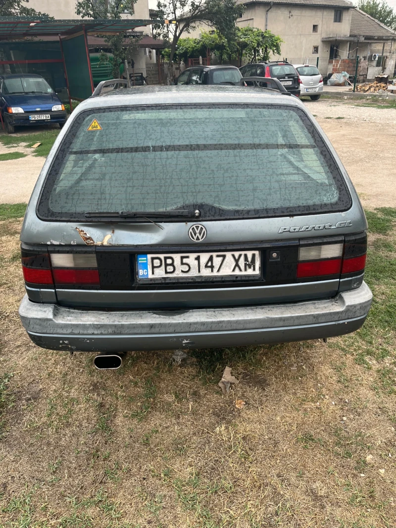 VW Passat 1.8mono, снимка 5 - Автомобили и джипове - 47109725