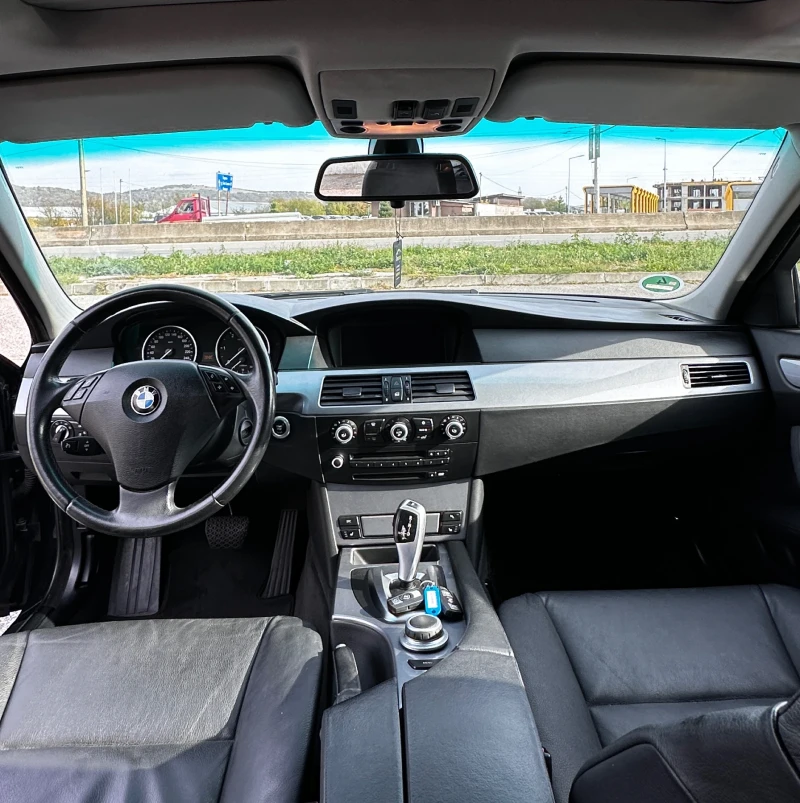 BMW 525 D LCI 197 NAVI/PANO/PODGREV, снимка 10 - Автомобили и джипове - 49547134