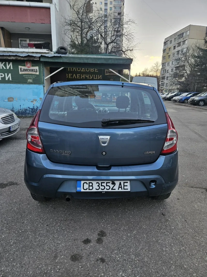 Dacia Sandero 1.6, снимка 3 - Автомобили и джипове - 49133892