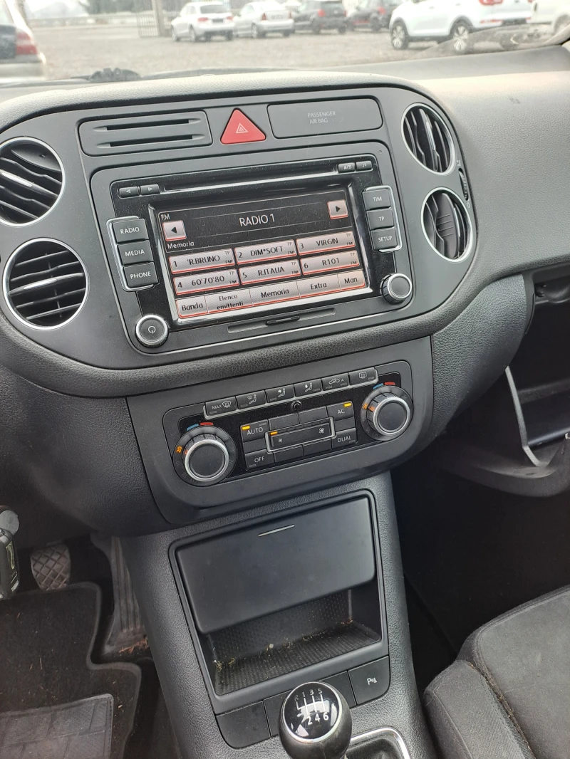 VW Golf Plus 1.4i 121000km, снимка 9 - Автомобили и джипове - 48343351