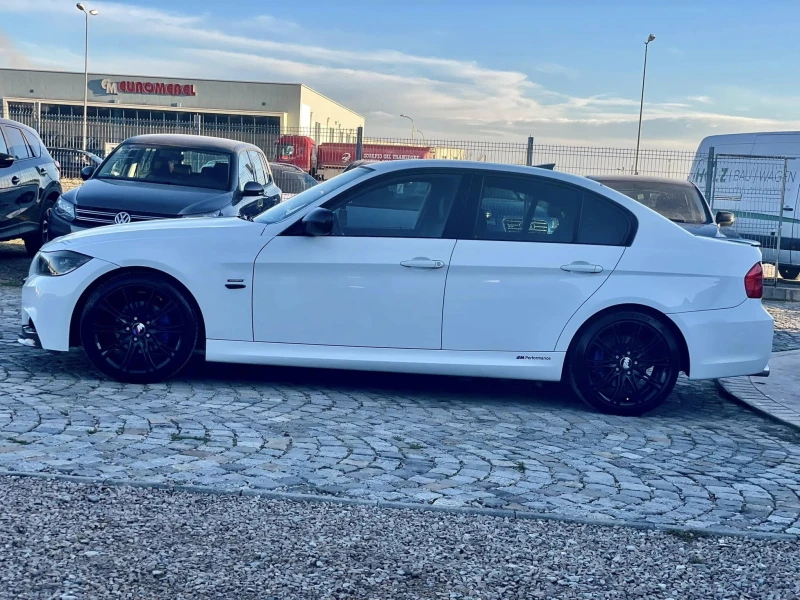 BMW 318 2.0 M-Performance, снимка 2 - Автомобили и джипове - 48603603