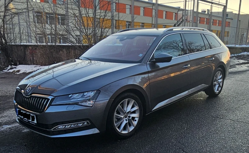 Skoda Superb, снимка 4 - Автомобили и джипове - 48714703