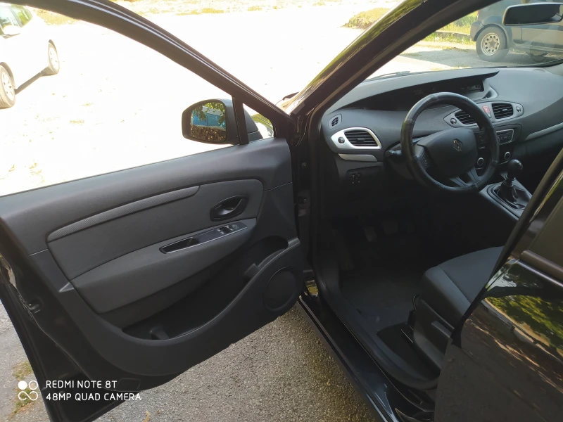 Renault Scenic, снимка 7 - Автомобили и джипове - 50174908