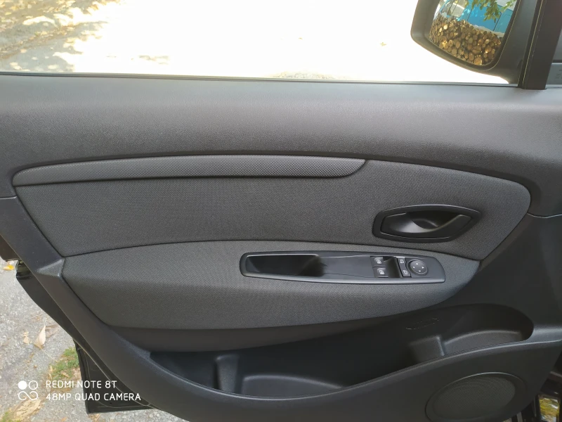 Renault Scenic, снимка 8 - Автомобили и джипове - 50174908