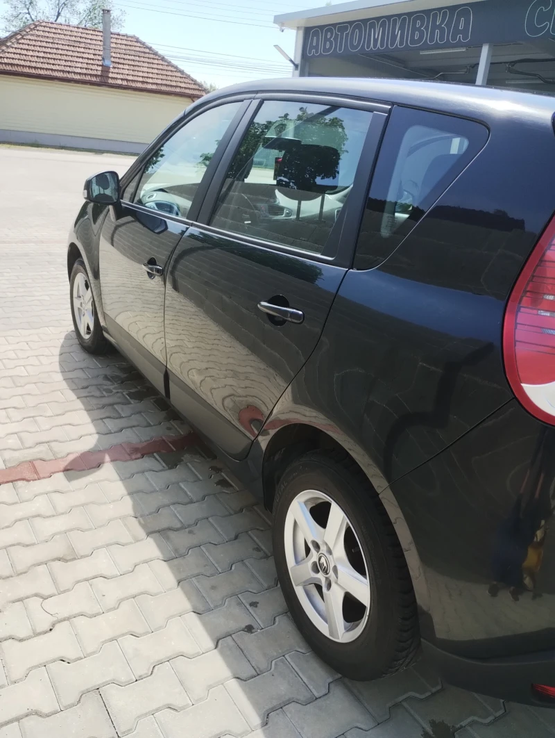 Renault Scenic, снимка 5 - Автомобили и джипове - 50174908