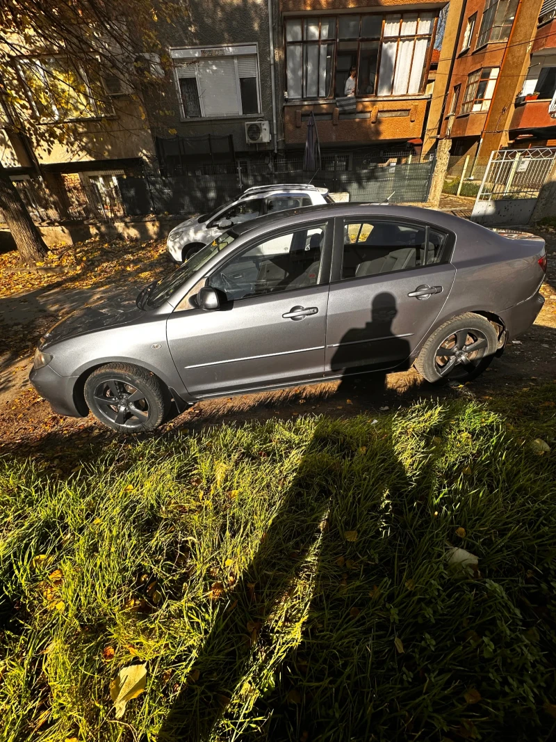 Mazda 3, снимка 7 - Автомобили и джипове - 52554376