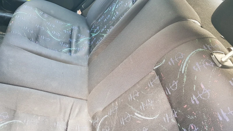 VW Golf 1.6mi 75кс. LPG, снимка 13 - Автомобили и джипове - 53396450