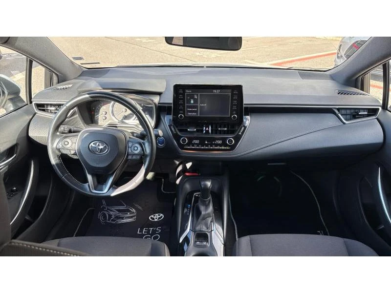 Toyota Corolla HB 1.8HSD COMFORT, снимка 8 - Автомобили и джипове - 56206051