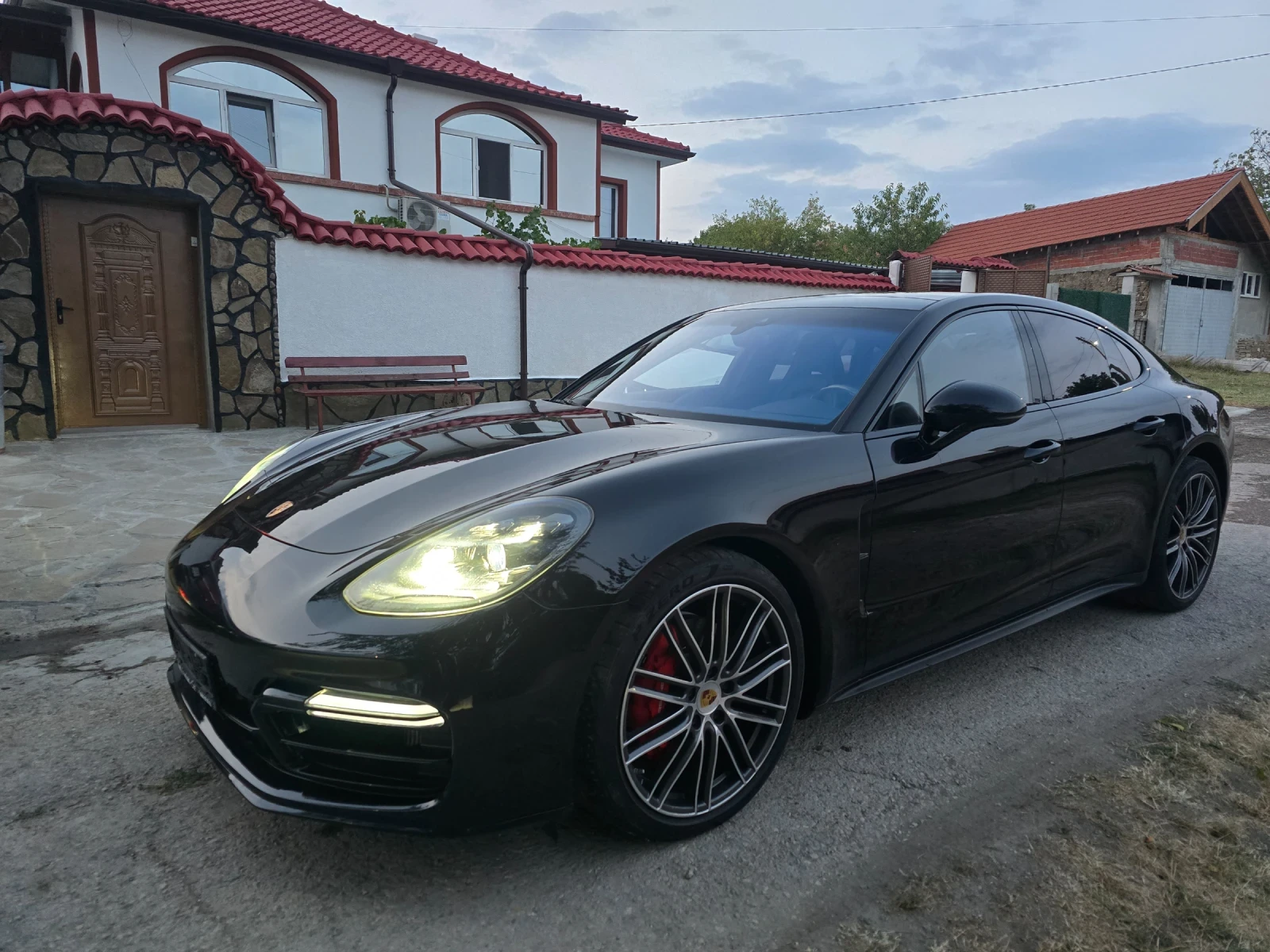 Porsche Panamera 4.0D-S-ПАНОРАМА-КАРБОНОВ ПАКЕТ