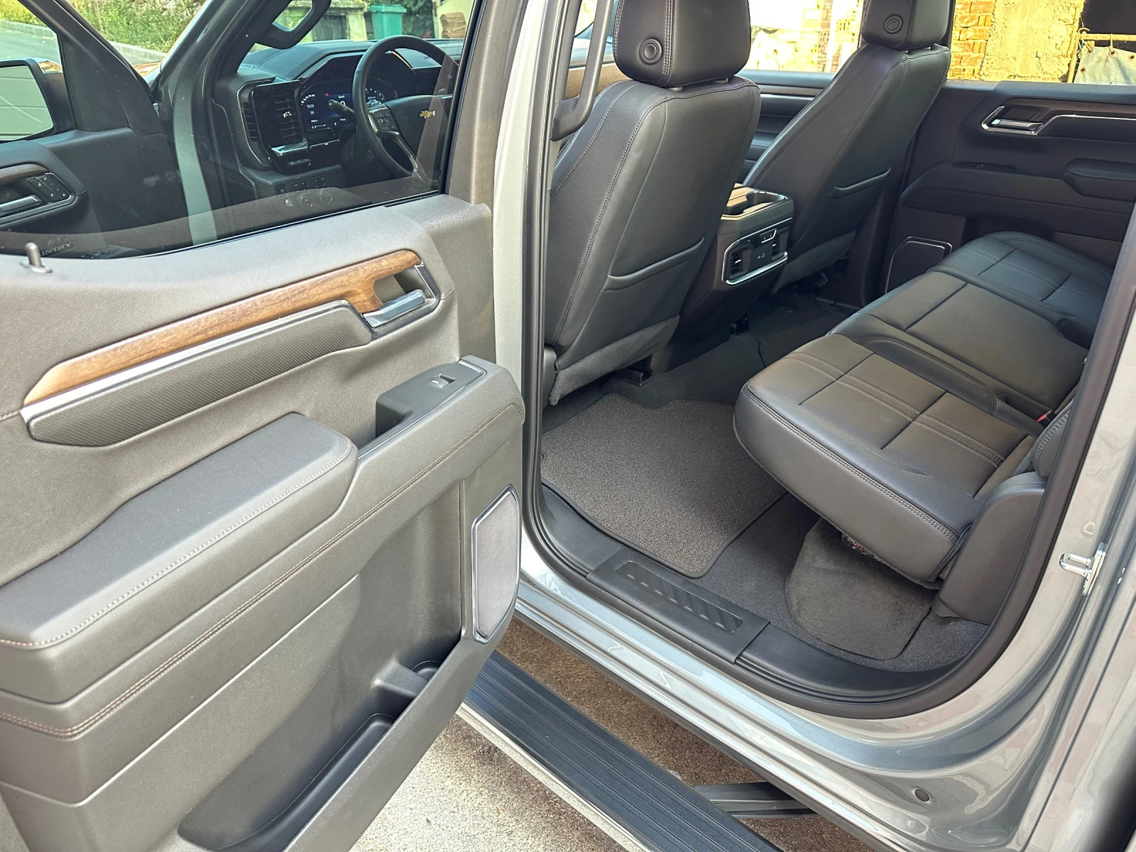 Chevrolet Silverado 6.2 High Country | Mobile.bg   16