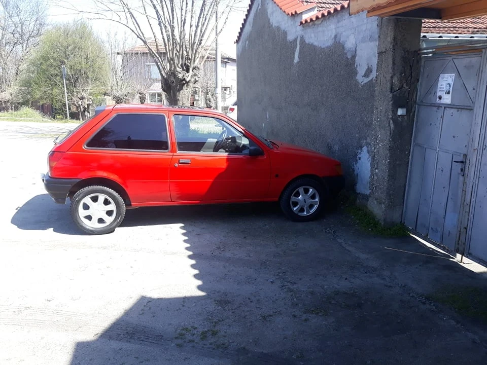 Ford Fiesta 1.1 - изображение 3