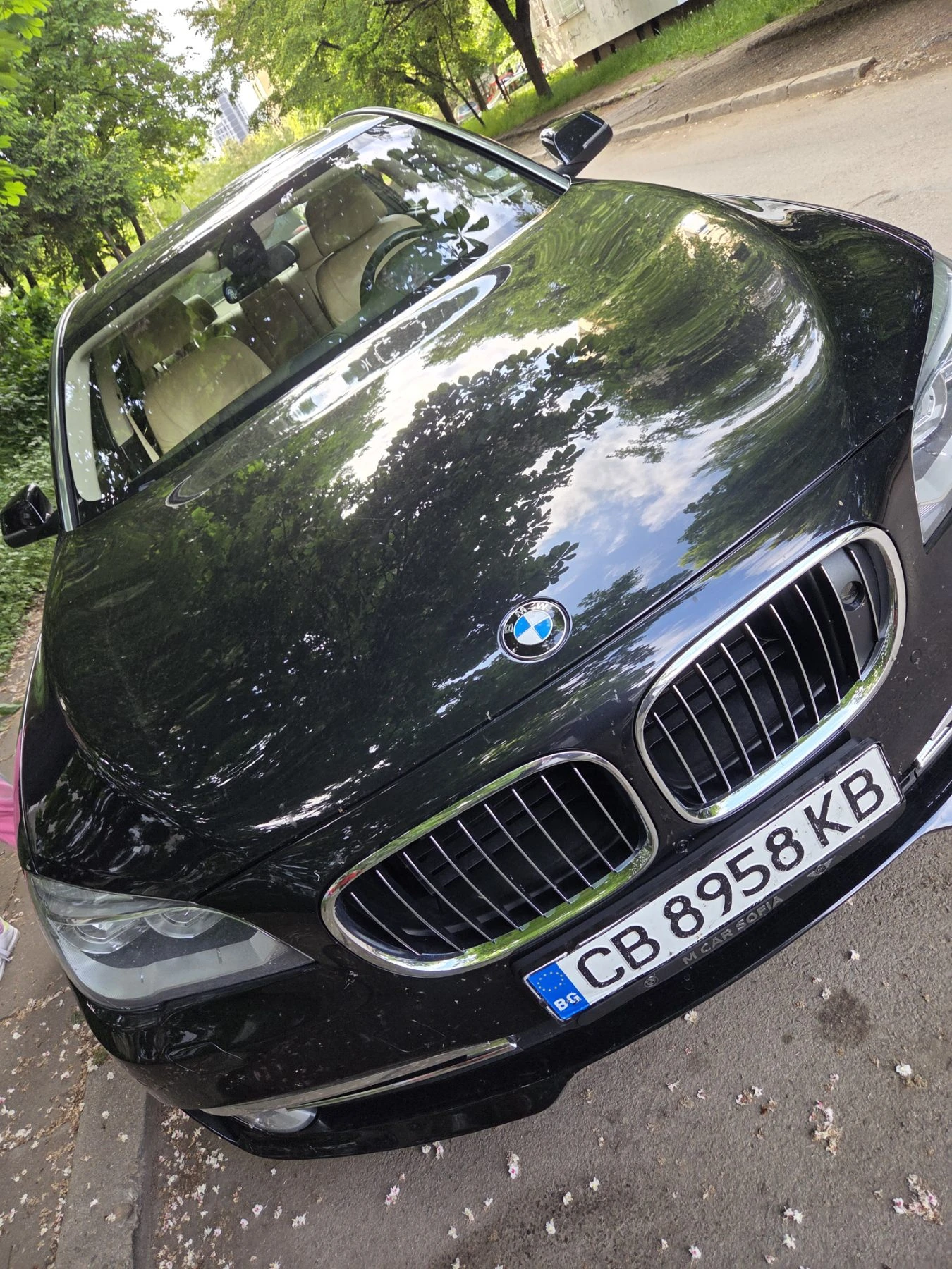 BMW 750  - изображение 5