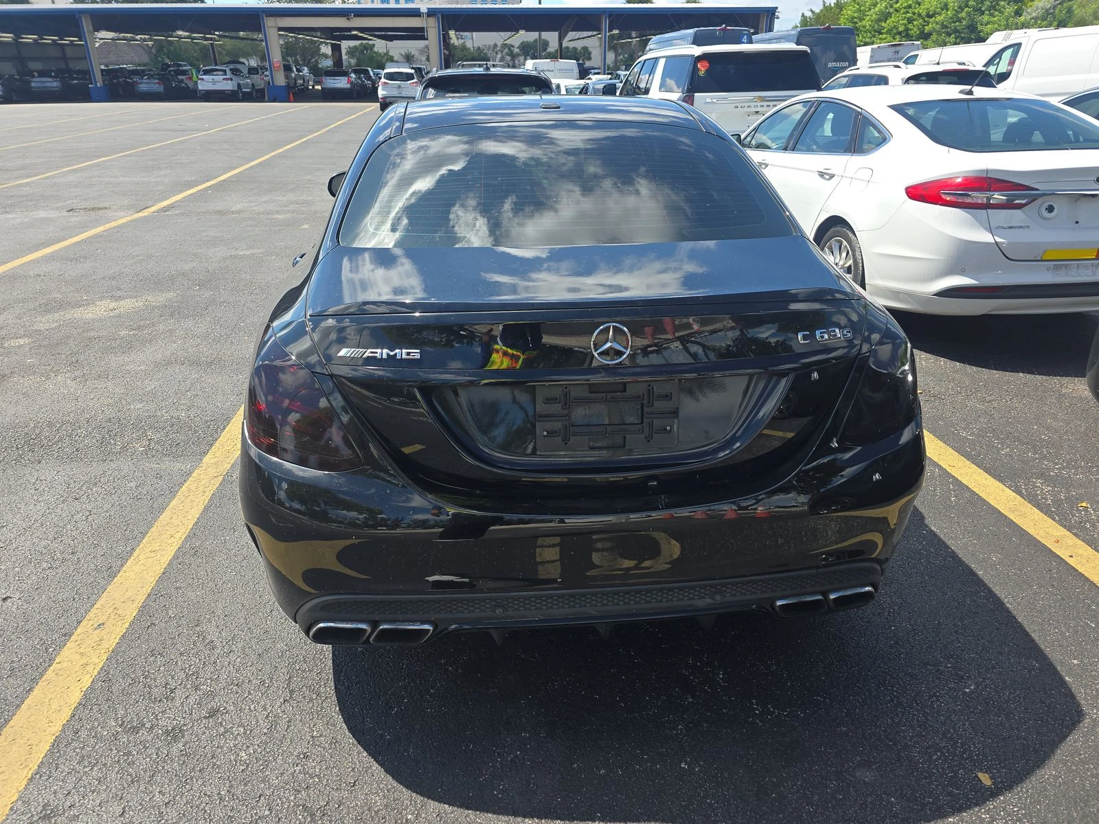 Mercedes-Benz C 63 AMG S* BURMASTER* CARBON* LANE ASSIST* KEYLESS GO* NAP - изображение 4
