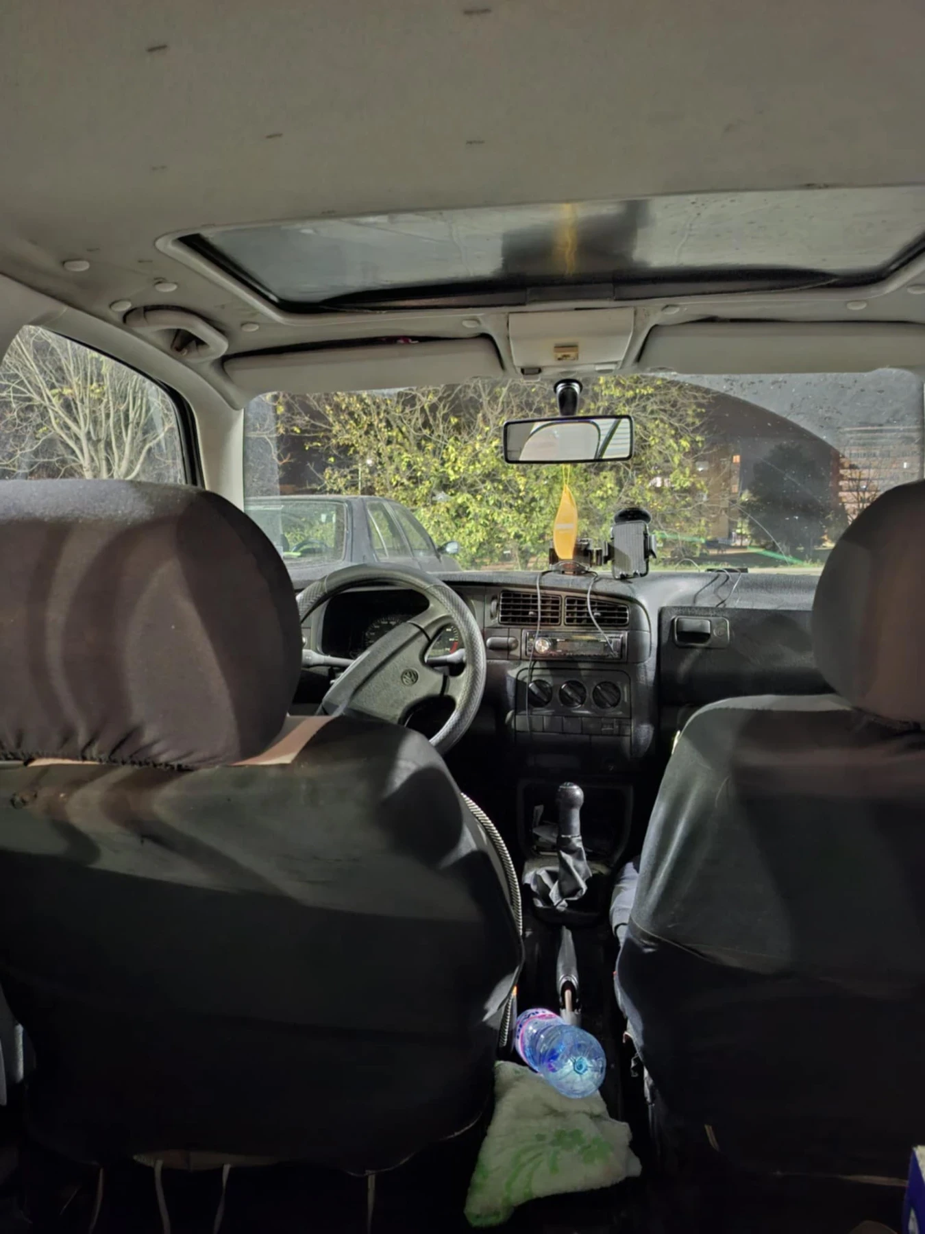 VW Golf 1.6 - изображение 6