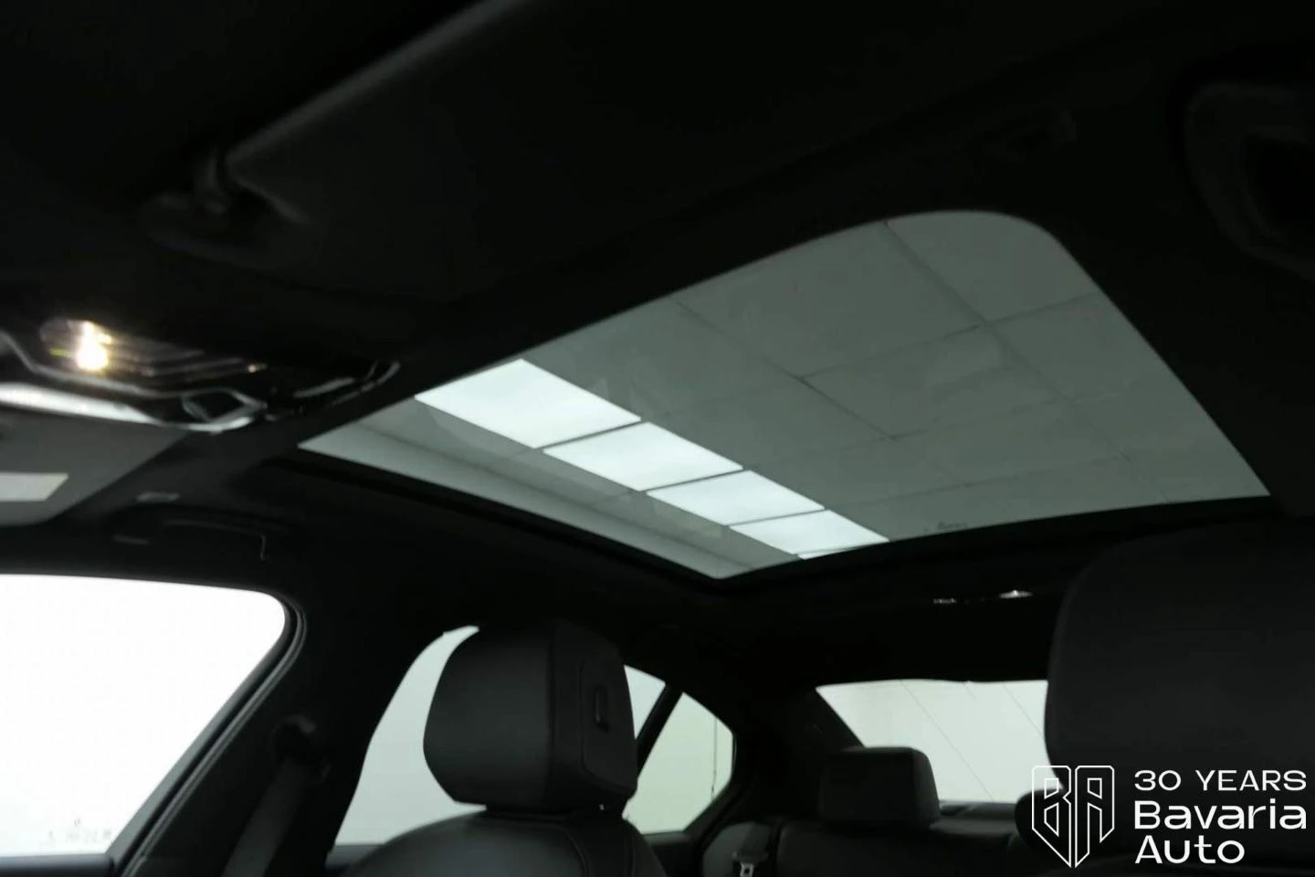 BMW 520 i M Sport Paket Steptronic - изображение 9