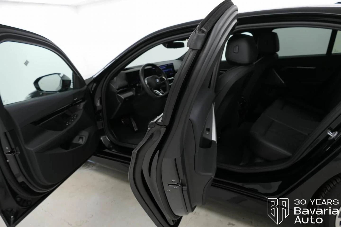 BMW 520 i M Sport Paket Steptronic - изображение 5