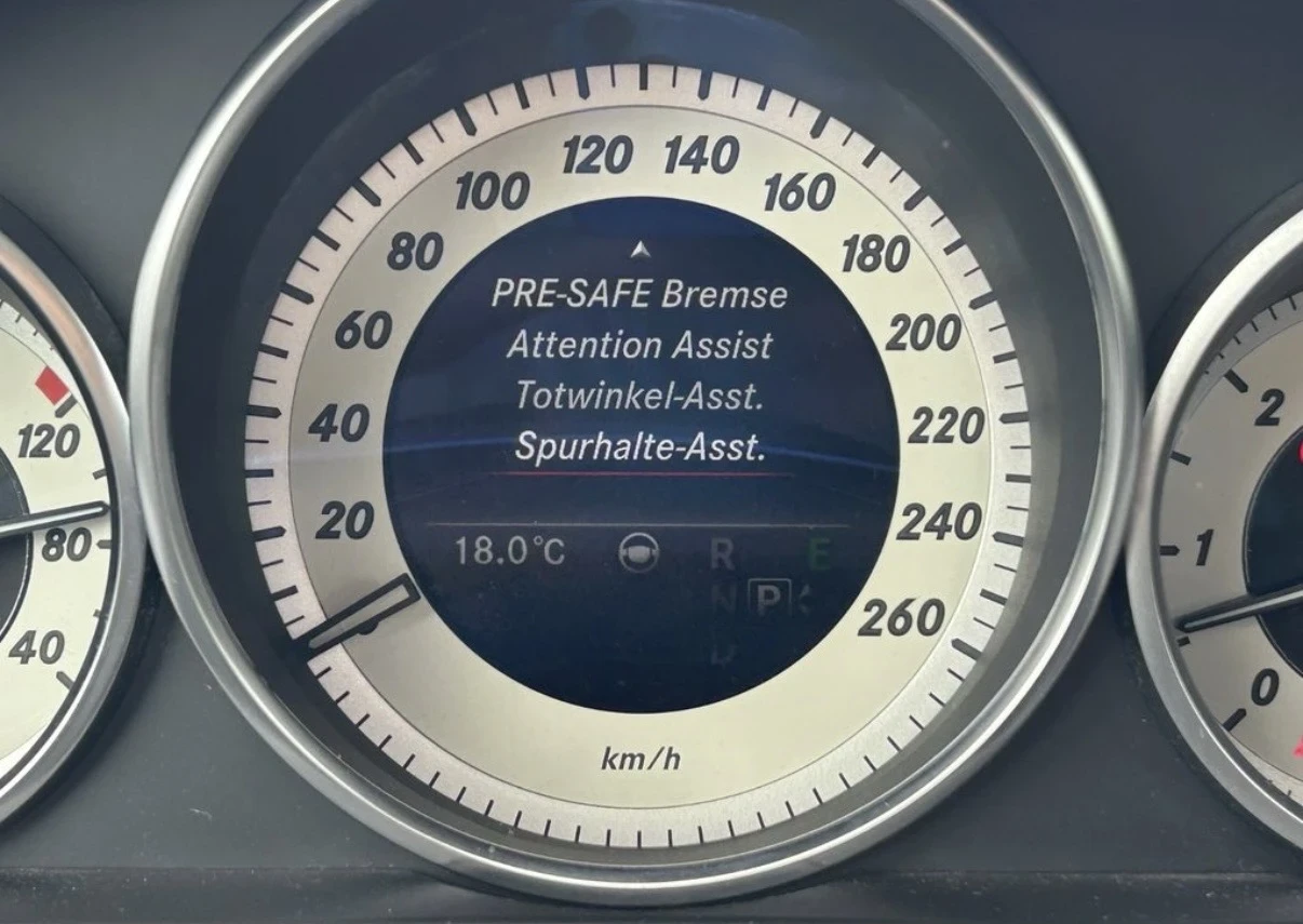 Mercedes-Benz E 350 AMG= 4= MATIC= DISTRONIC= OBDUHVANE= PODGREV= MASS | Mobile.bg   16