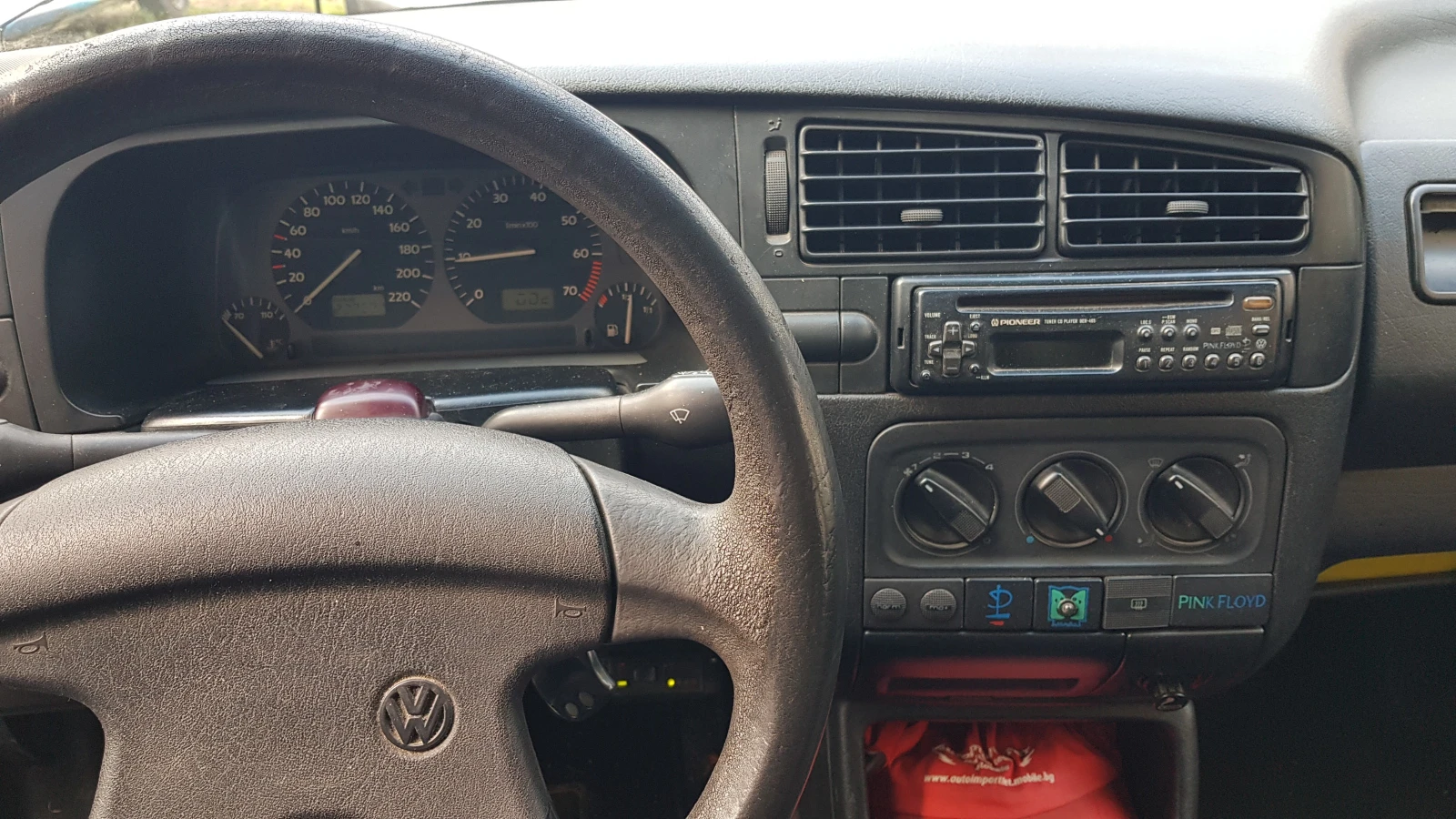 VW Golf 1.6mi 75кс. LPG - изображение 10