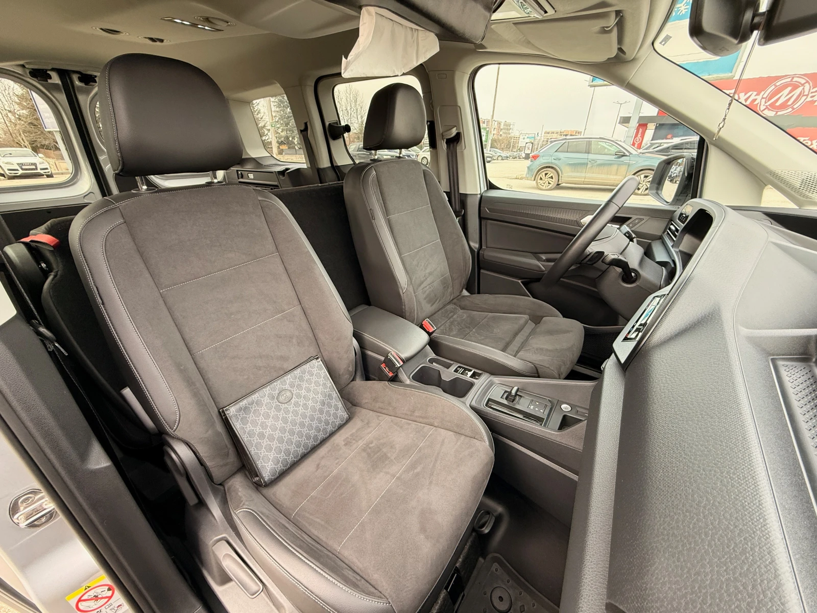 VW Caddy Life TDI N1/LED/DISTRONIC | Mobile.bg � ����������� 15