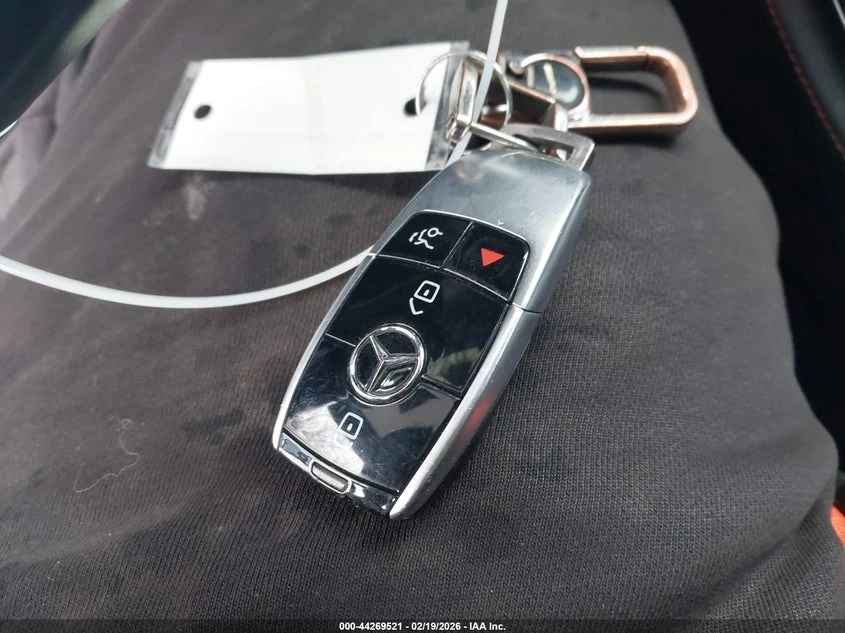 Mercedes-Benz E 53 AMG 3.0l Amg E 53 4Matic, снимка 11 - Автомобили и джипове - 53964062