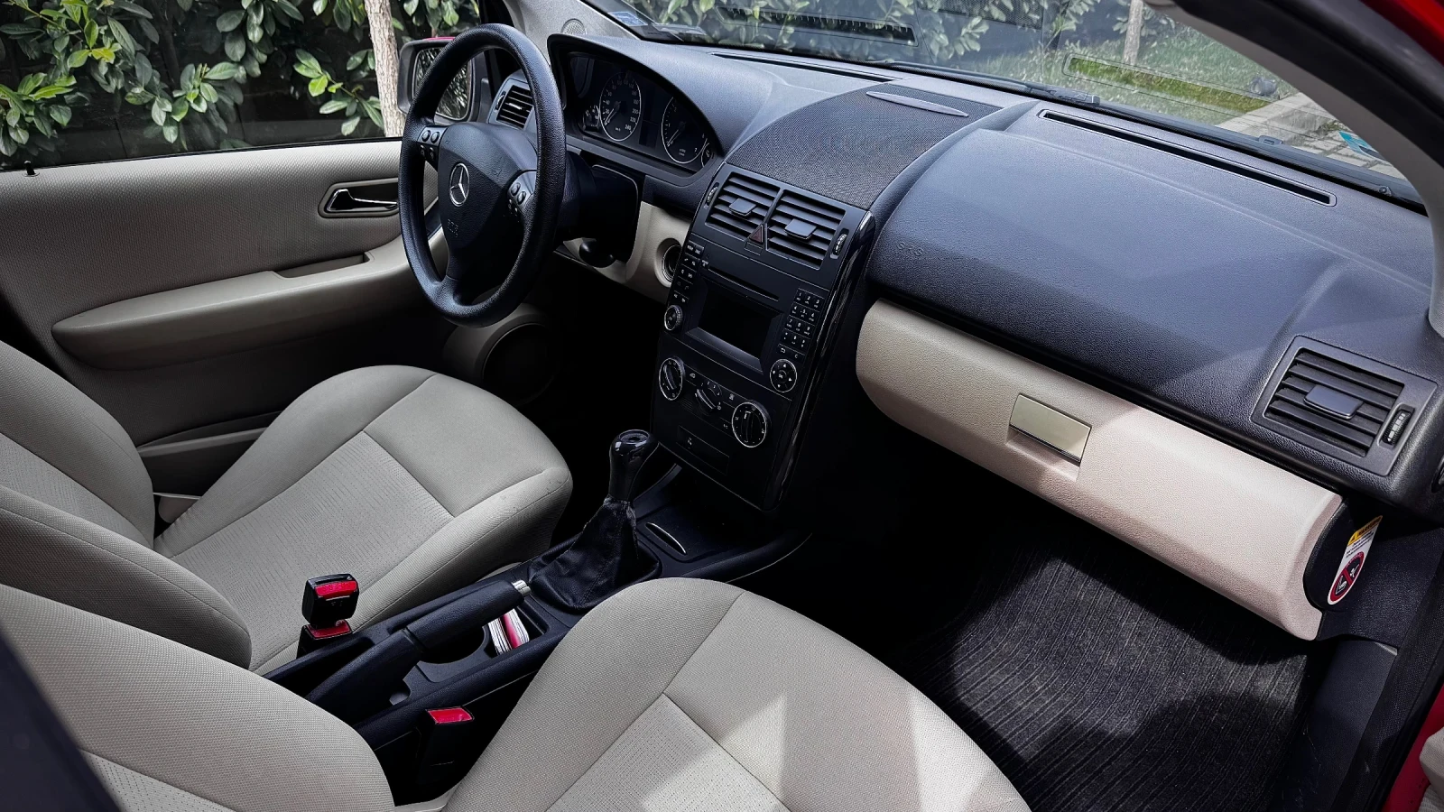 Mercedes-Benz A 170 1.7/TOP/KLIMATRONIC/PARKTRONIC, снимка 14 - Автомобили и джипове - 54032062